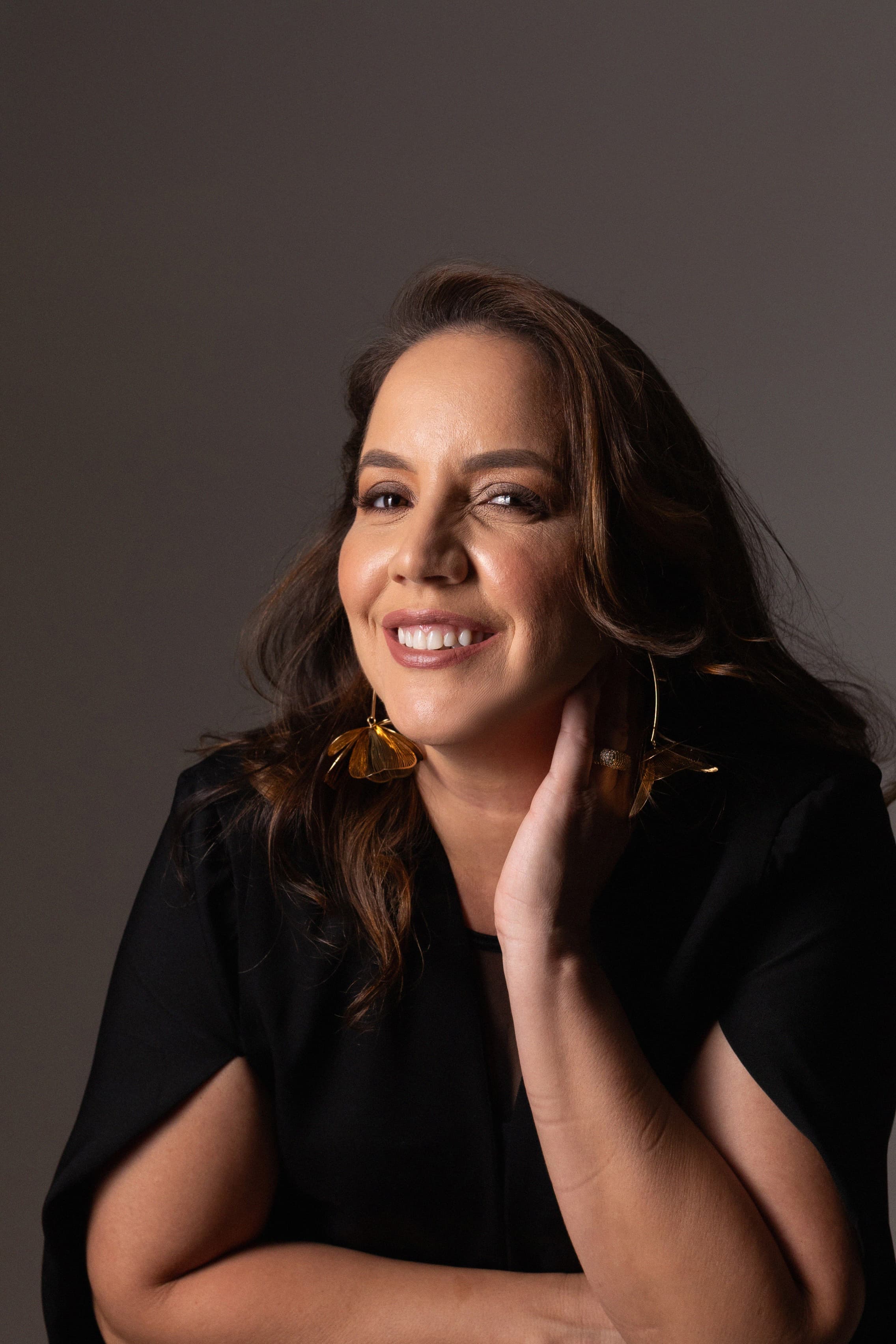 Dra. Eline Costa Brites - Especialista em Ortodontia